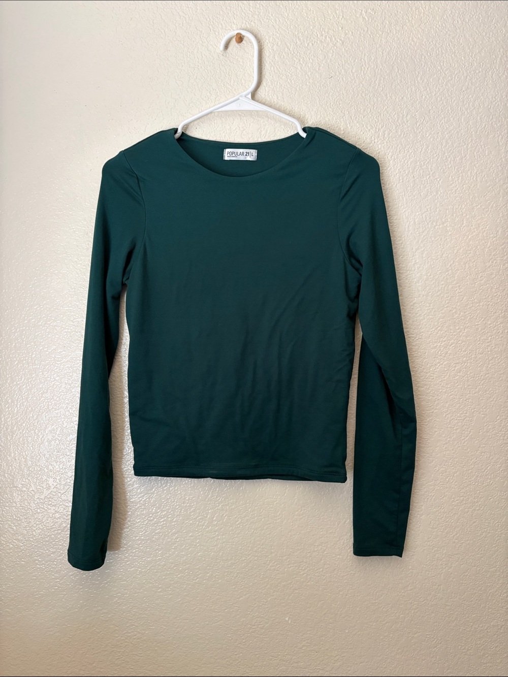 Popular 2% Dark Green Long-Sleeve Crewneck Tee